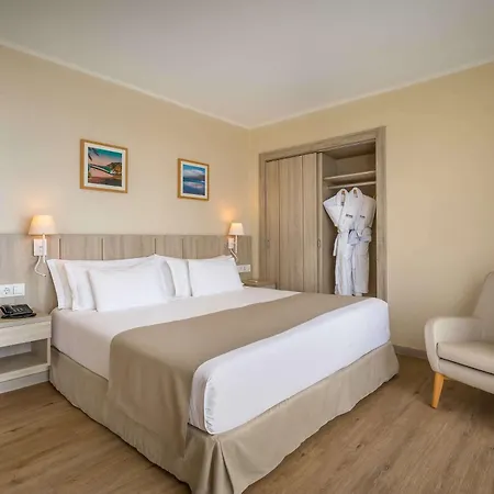 Hotel Barcelo Santiago - Adults Only 4*